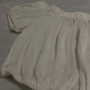 White off the shoulder. XL fits like m-L